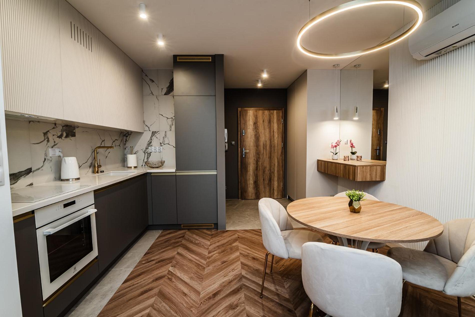 Aspen Apartment *